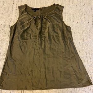 Lafayette 148 Olive 100% Silk top size 12